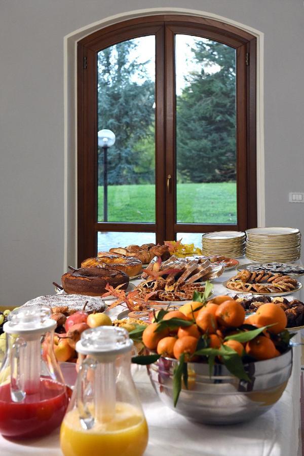 Agriturismo Borgo Imperiale ヴァルモントーネ エクステリア 写真