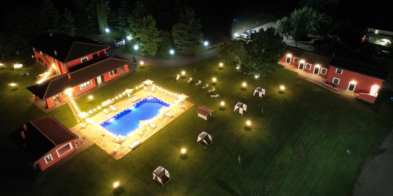 Agriturismo Borgo Imperiale ヴァルモントーネ エクステリア 写真