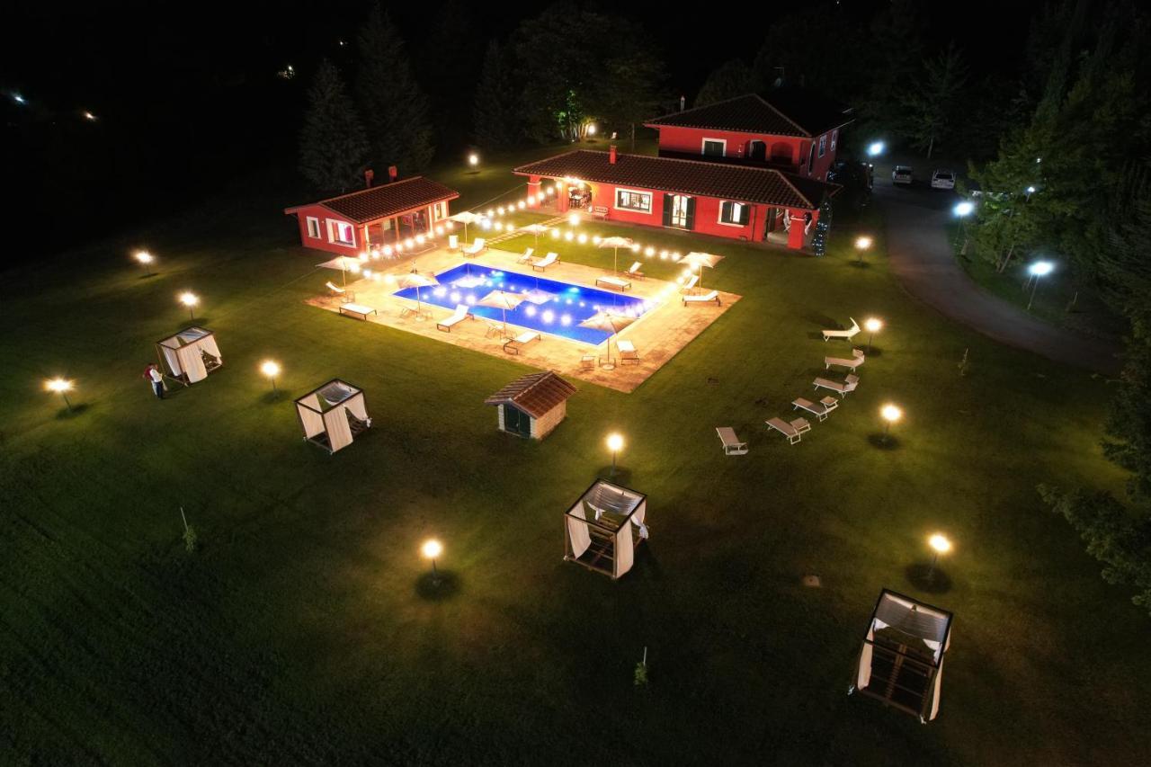 Agriturismo Borgo Imperiale ヴァルモントーネ エクステリア 写真