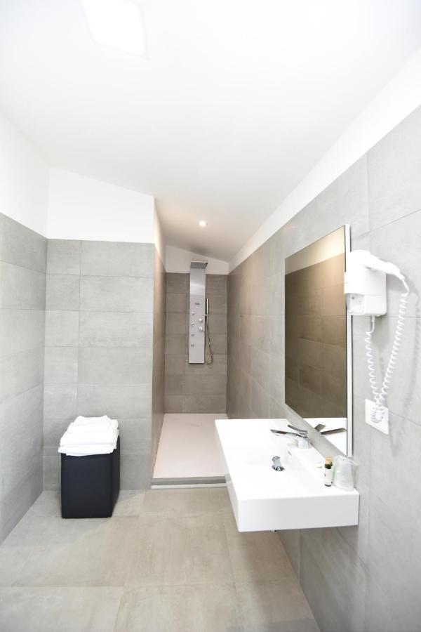 Agriturismo Borgo Imperiale ヴァルモントーネ エクステリア 写真