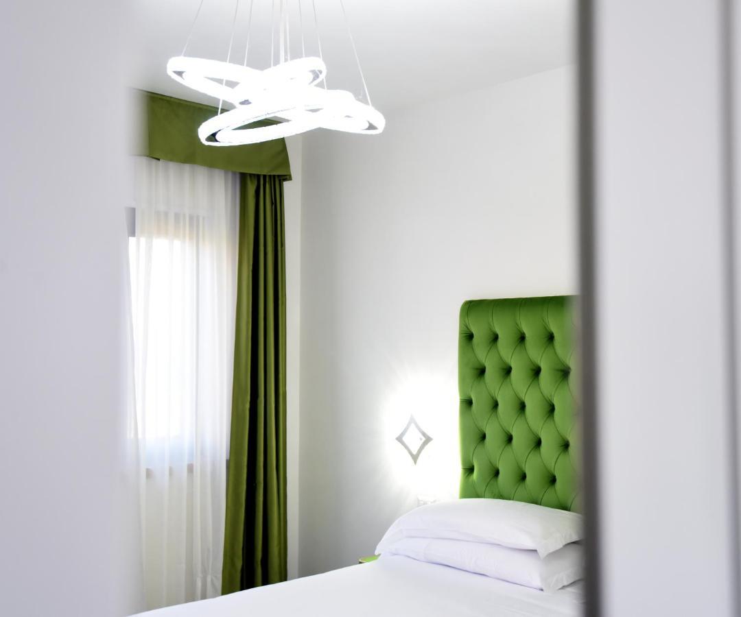 Agriturismo Borgo Imperiale ヴァルモントーネ エクステリア 写真