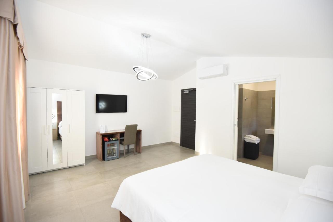Agriturismo Borgo Imperiale ヴァルモントーネ エクステリア 写真