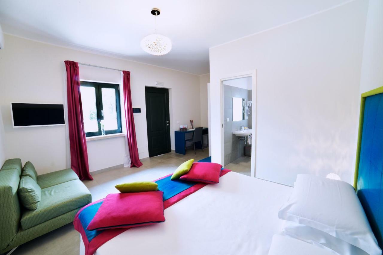 Agriturismo Borgo Imperiale ヴァルモントーネ エクステリア 写真